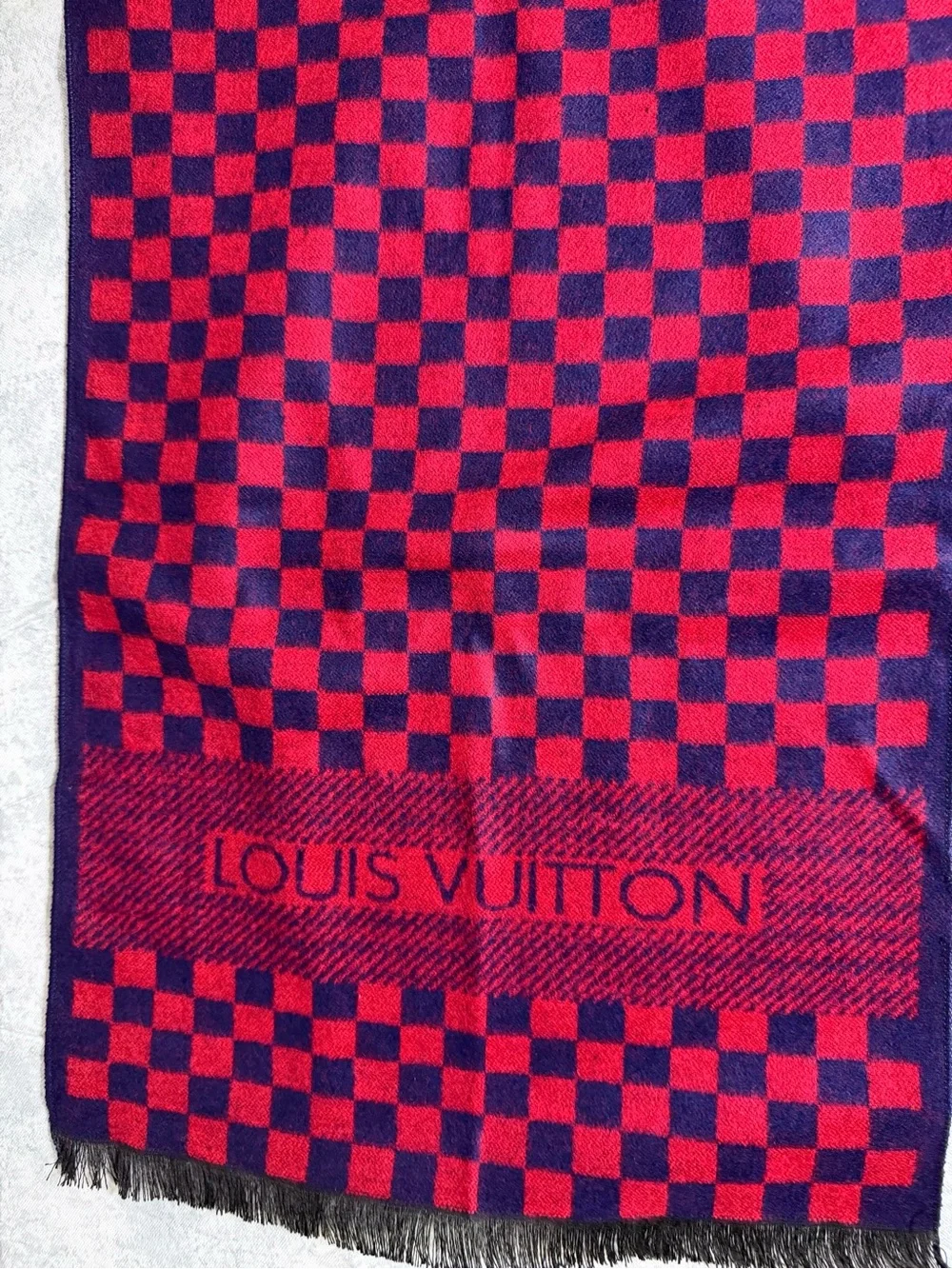 Louis Vuitton red/blue checkerboard scarf - Picture 4 of 5
